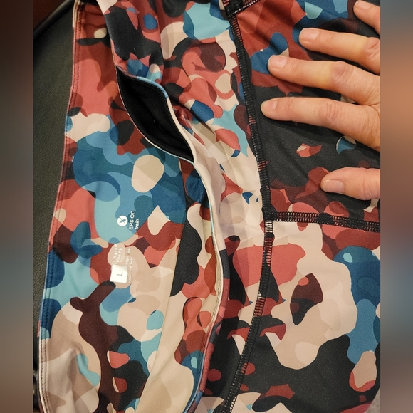 XERSION Workout pants - Women's size L - Picture 2 of 7